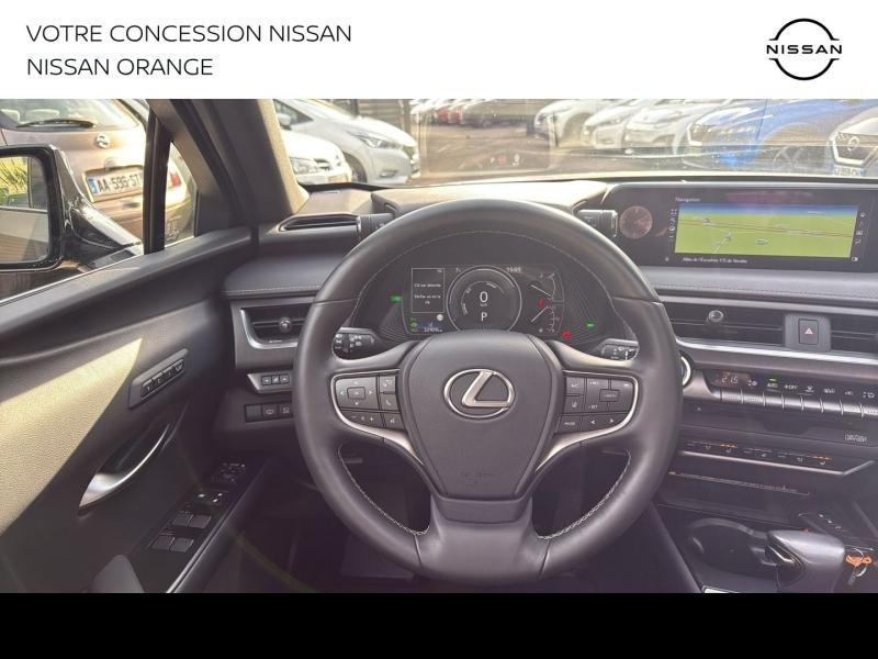LEXUS UX d’occasion à vendre à BOLLÈNE chez MMC PROVENCE (Photo 13)